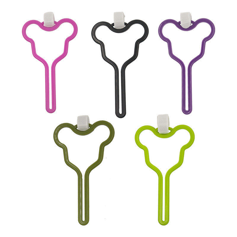 Pet Poop Bag Holder Hands-free Fixed Clip Dog – The Smart Choice for Your Home