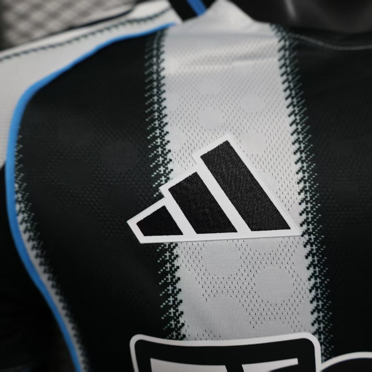 2025-26 Newcastle United Home Player Edition Jersey - Men