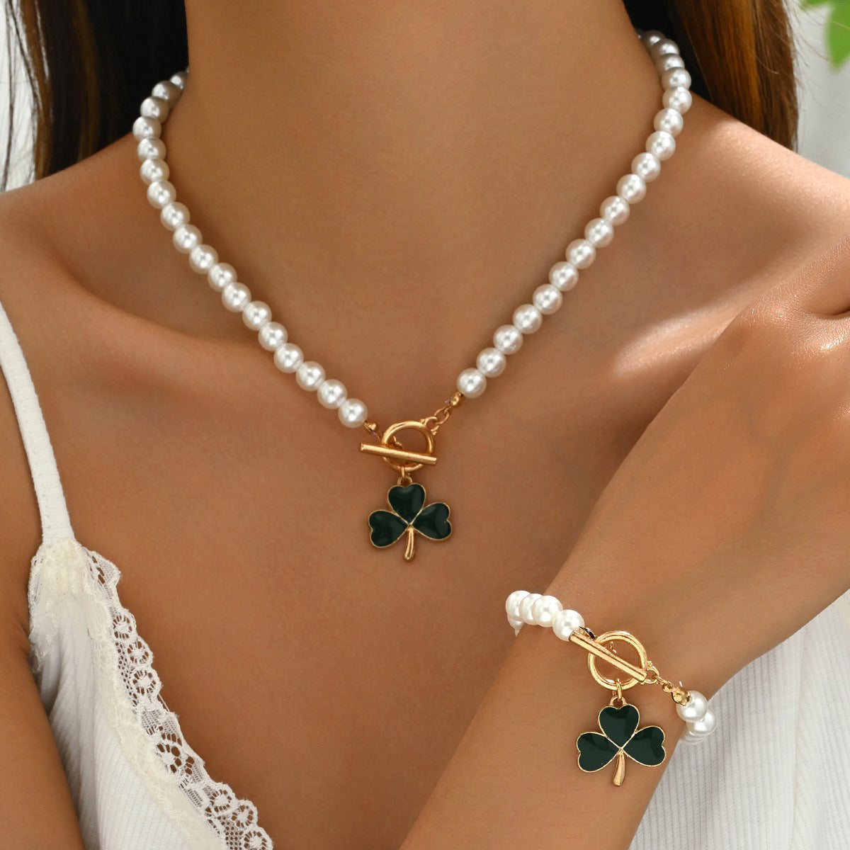 Fashionable Apparel 2026 Minimalist Heart Clover Women Jewel