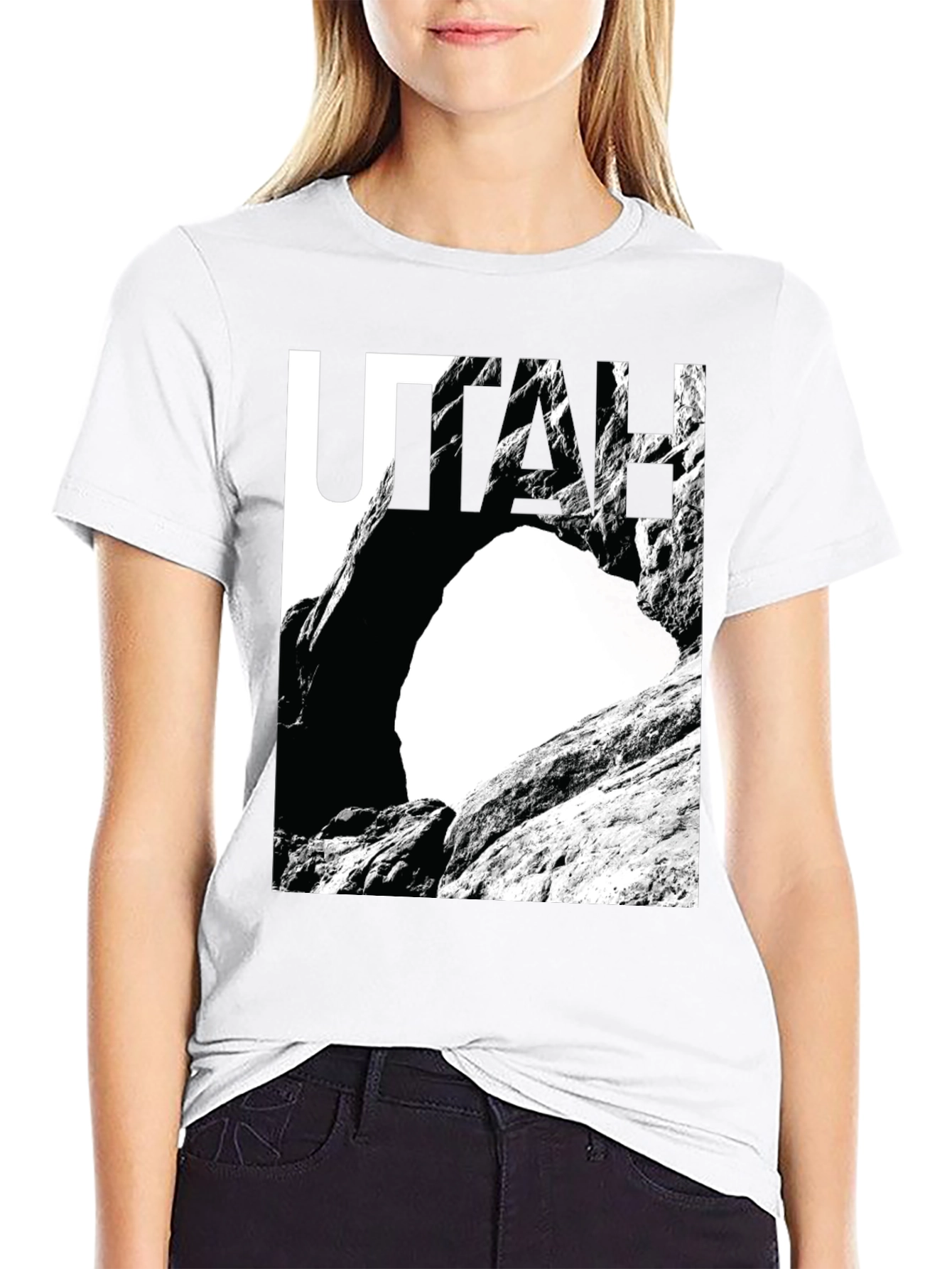 Utah Rock Arch Graphic Tee - Black