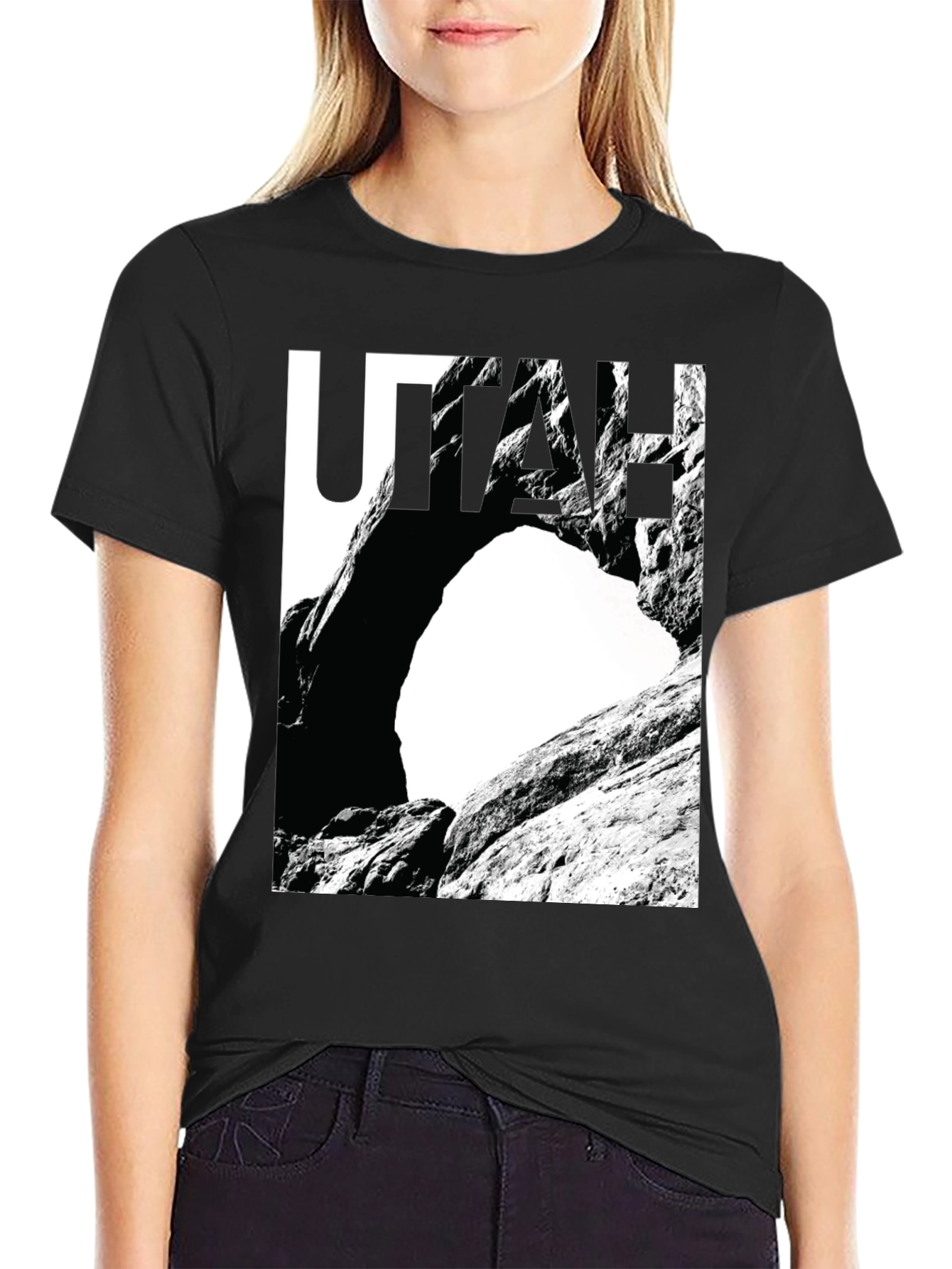 Utah Rock Arch Graphic Tee - Black